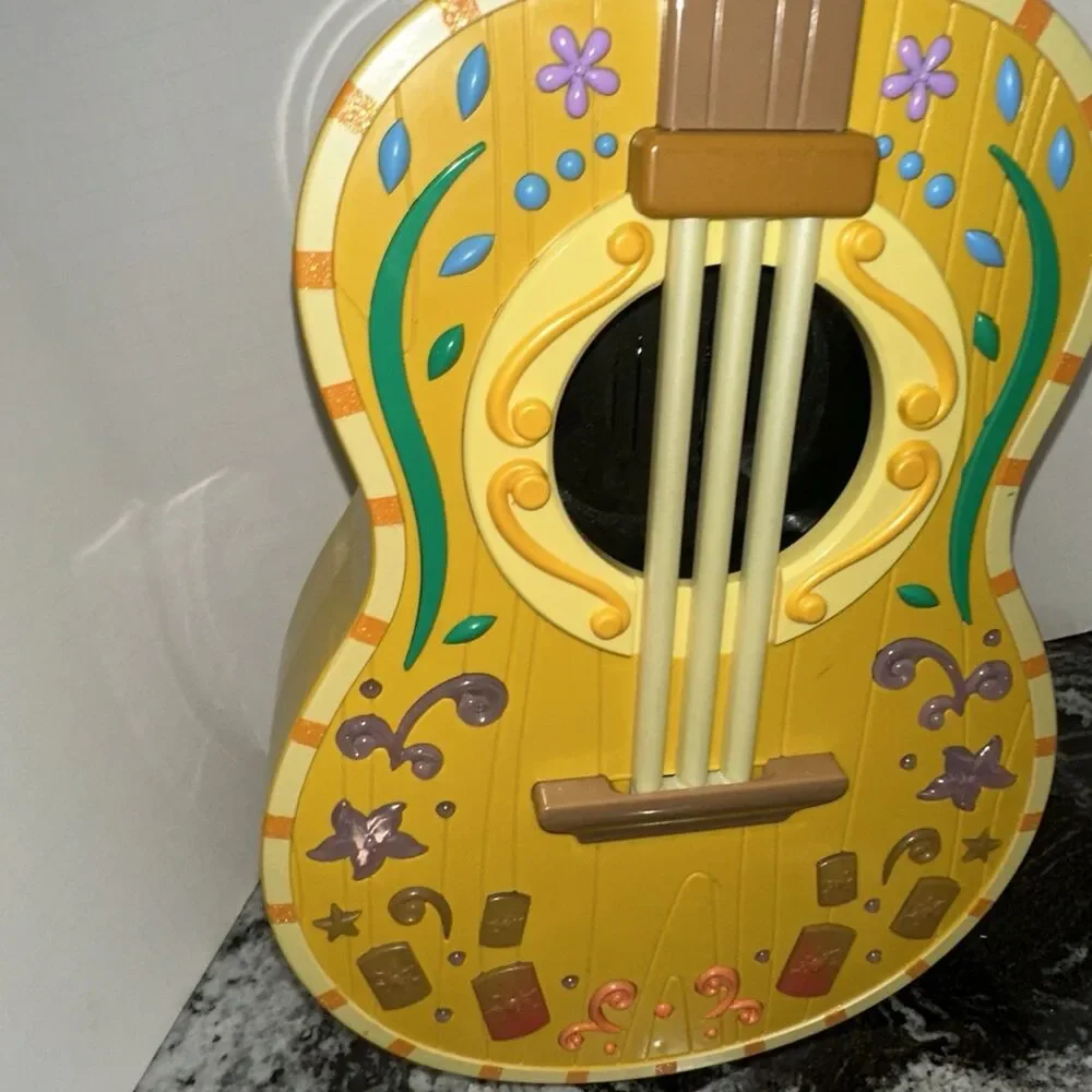 Disney Store Interactive Musical light up Guitar Rapunzel Tangled, TESTED, WORKS